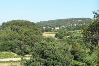 maison 10 Pièces en location saisonnière sur UZES (30700)