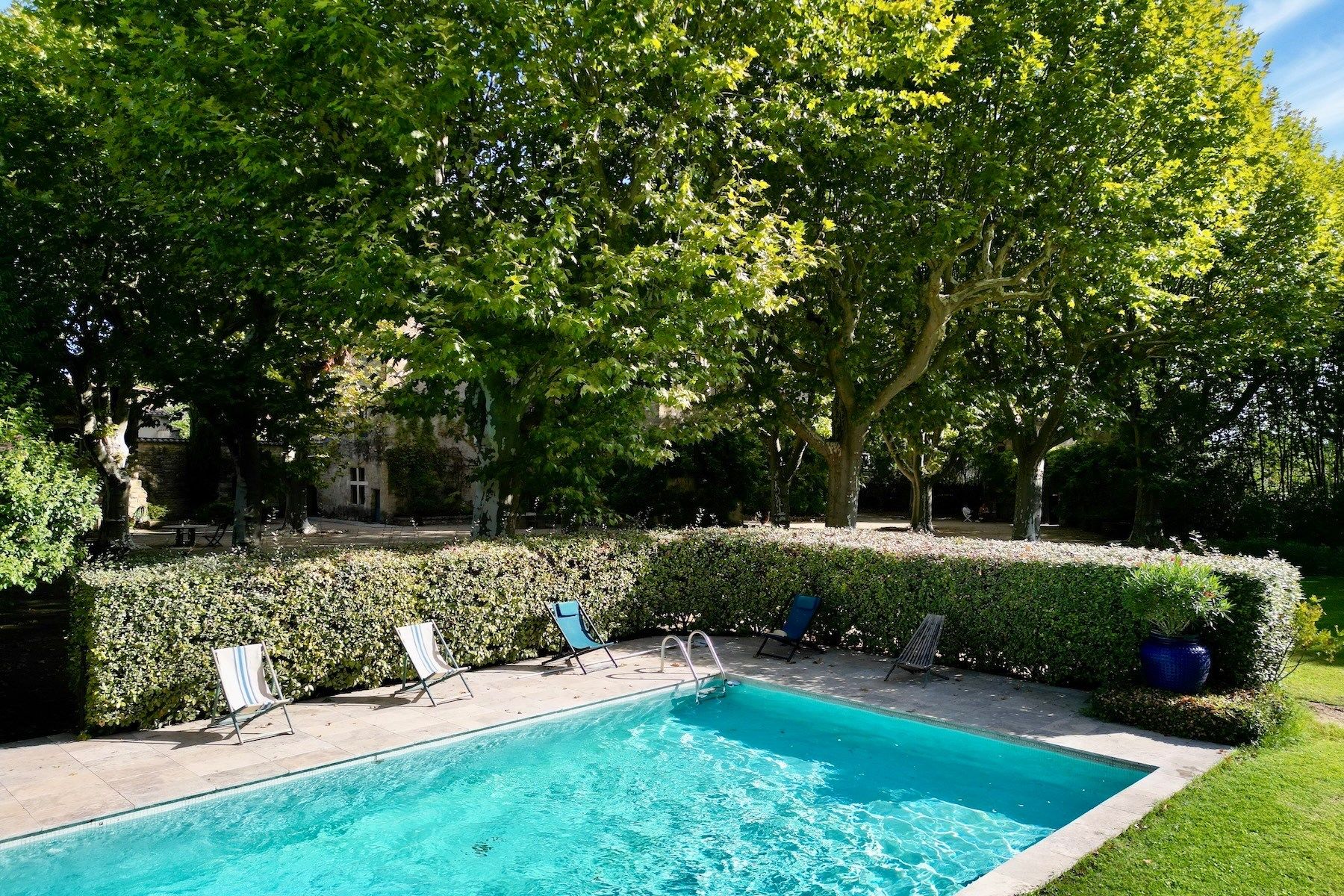 castle 15 Rooms for sale on UZES (30700)