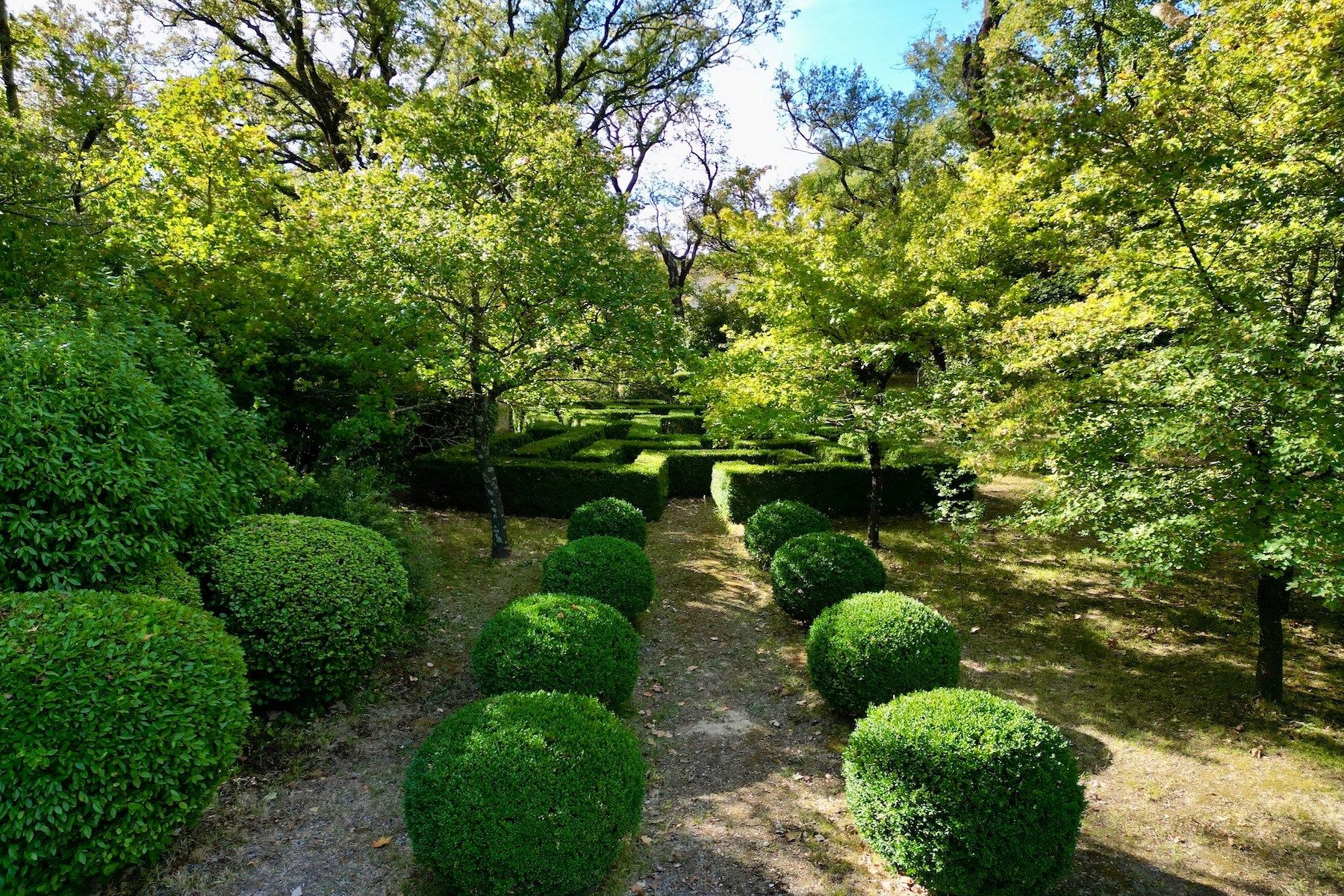 castle 15 Rooms for sale on UZES (30700)