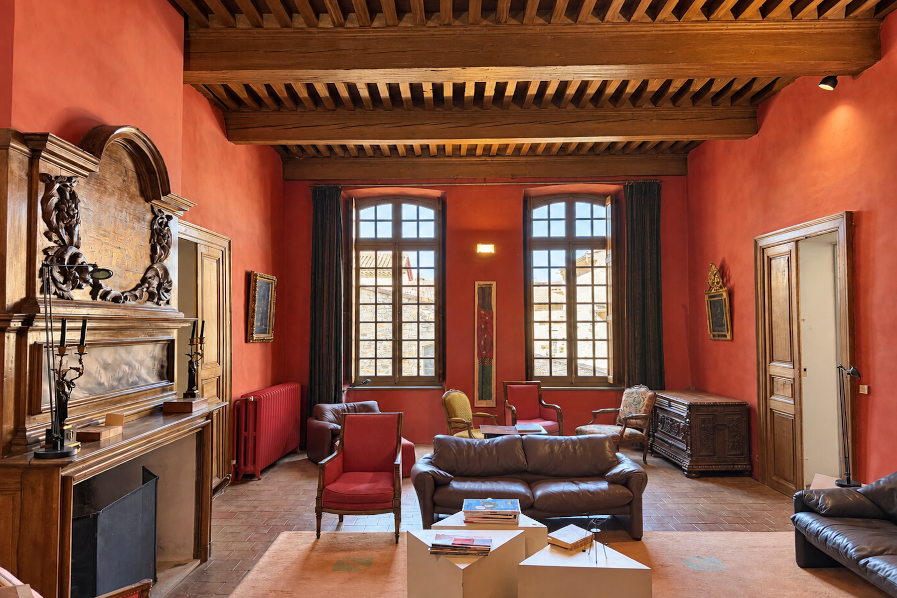 castle 15 Rooms for sale on UZES (30700)