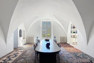 château 15 Pièces en vente sur UZES (30700)
