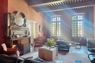 château 15 Pièces en vente sur UZES (30700)