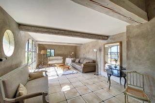 maison 5 Pièces en location saisonnière sur ST MAXIMIN (30700)