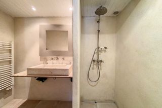 maison 5 Pièces en location saisonnière sur ST MAXIMIN (30700)