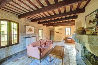 maison 8 Pièces en vente sur UZES (30700)