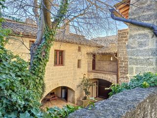 maison 8 Pièces en vente sur UZES (30700)