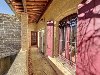 maison 8 Pièces en vente sur UZES (30700)