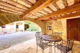 maison 8 Pièces en vente sur UZES (30700)