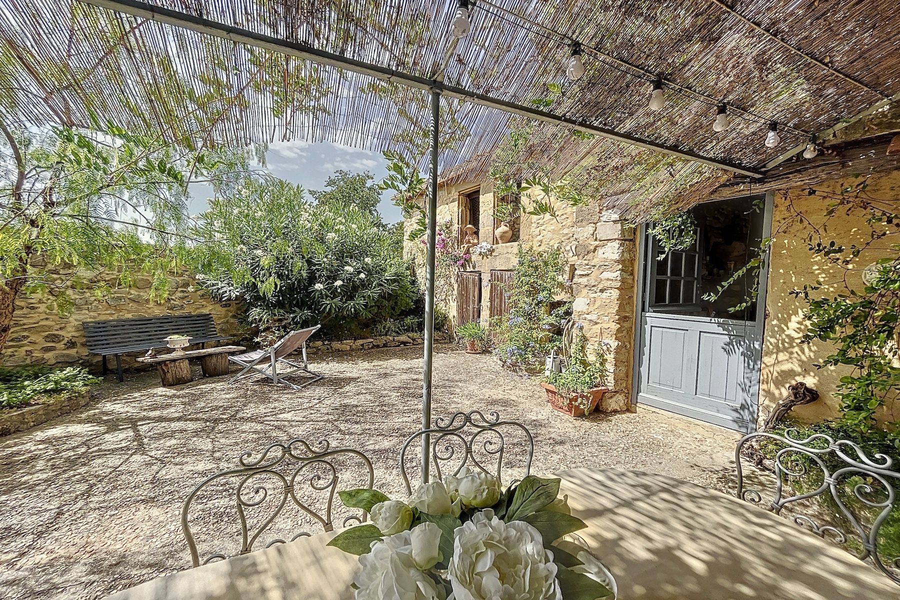 maison 7 Pièces en vente sur UZES (30700)