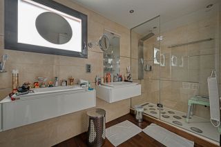 maison 5 Pièces en vente sur UZES (30700)