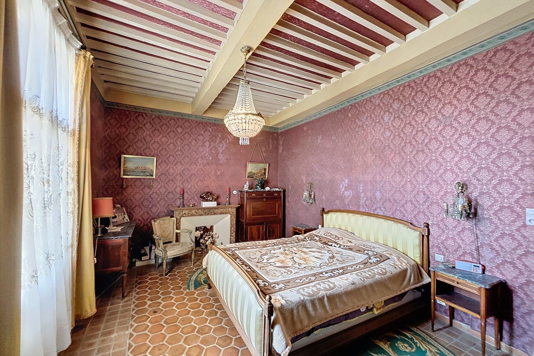 château 9 Pièces en vente sur PONT ST ESPRIT (30130)