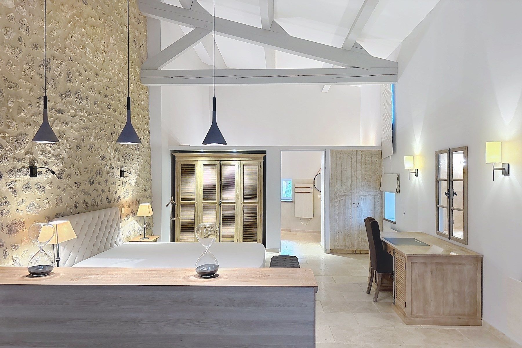 mas 20 Pièces en vente sur UZES (30700)