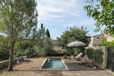 house 8 Rooms for sale on UZES (30700) Sale House Uzès 8 Rooms 299 m²