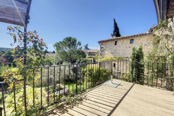 Vente Maison Uzès 8&nbsp;Pièces 299&nbsp;m²