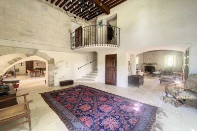 house 9 Rooms for sale on UZES (30700) Sale House Uzès 9 Rooms 352 m²