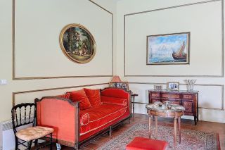 maison 10 Pièces en vente sur UZES (30700)