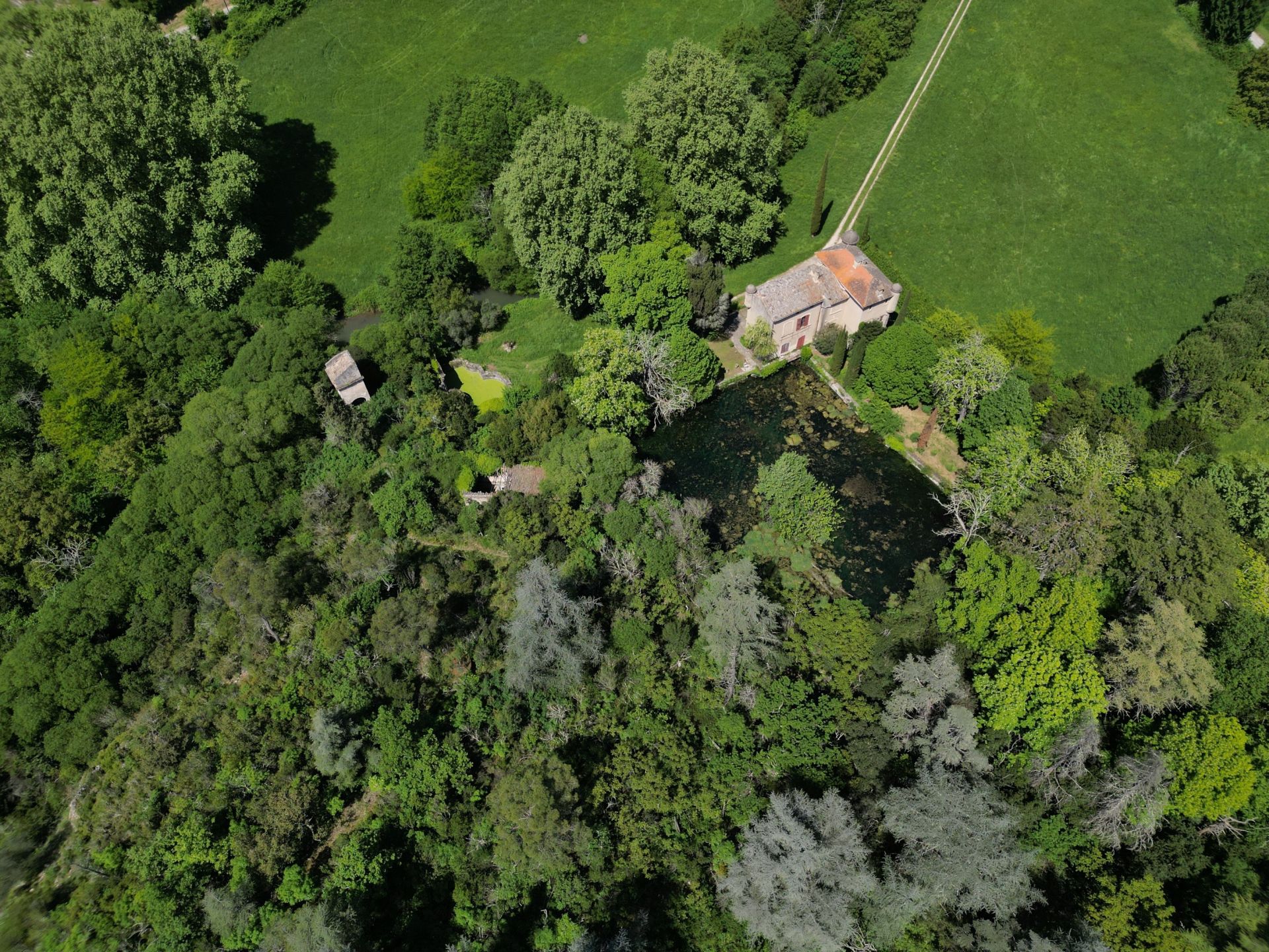 château 8 Pièces en vente sur UZES (30700)