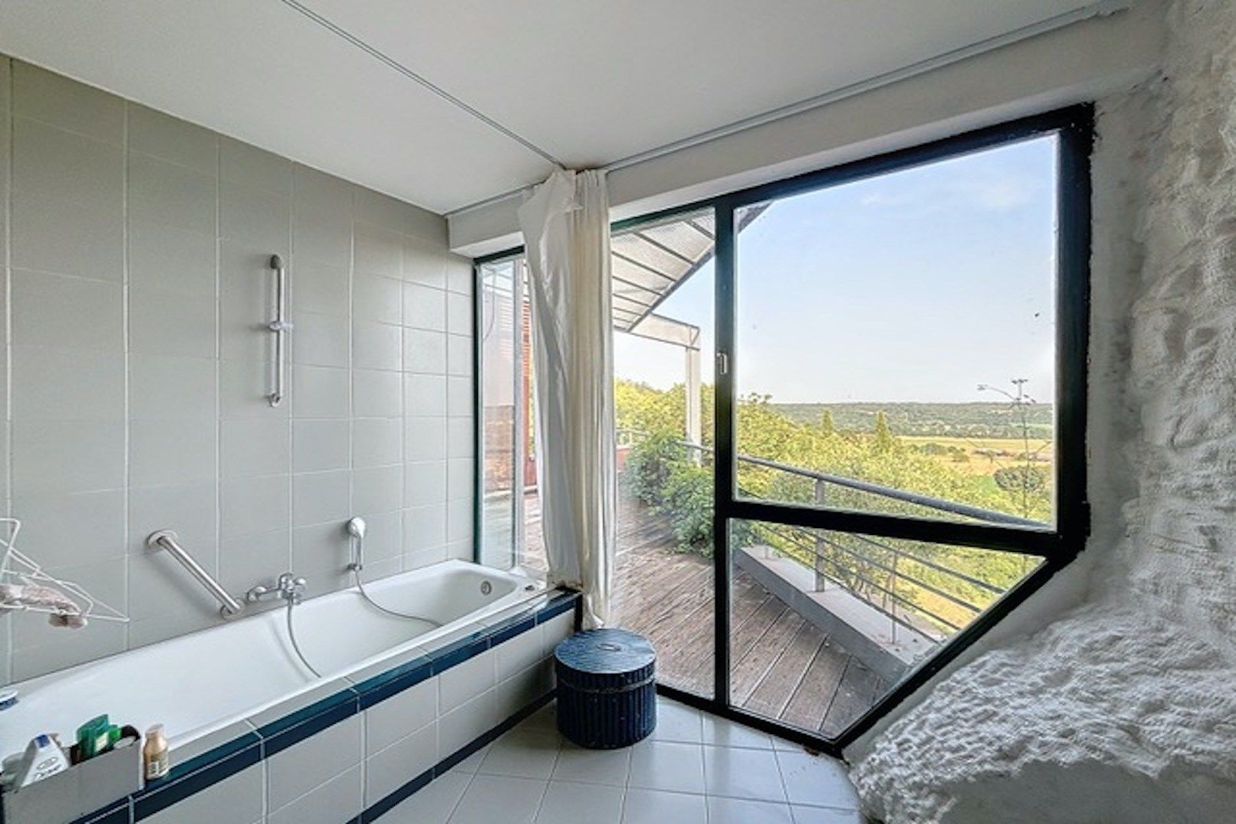 maison 6 Pièces en vente sur LUSSAN (30580)