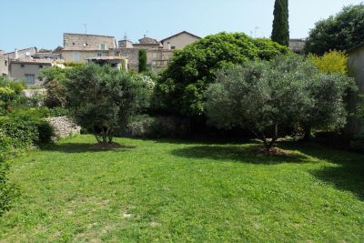Sale House Uzès 8 Rooms 600 m²