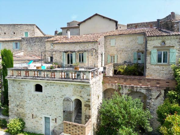 Sale House Uzès 8&nbsp;Rooms 600&nbsp;m²