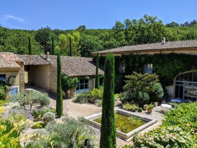 Vente Propriété Uzès 20&nbsp;Pièces 1600&nbsp;m²
