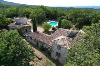 maison 9 Pièces en vente sur BARJAC (30430)
