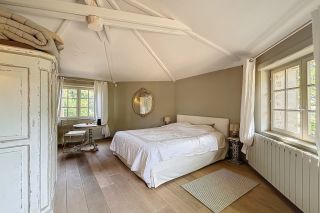 maison 9 Pièces en vente sur BARJAC (30430)