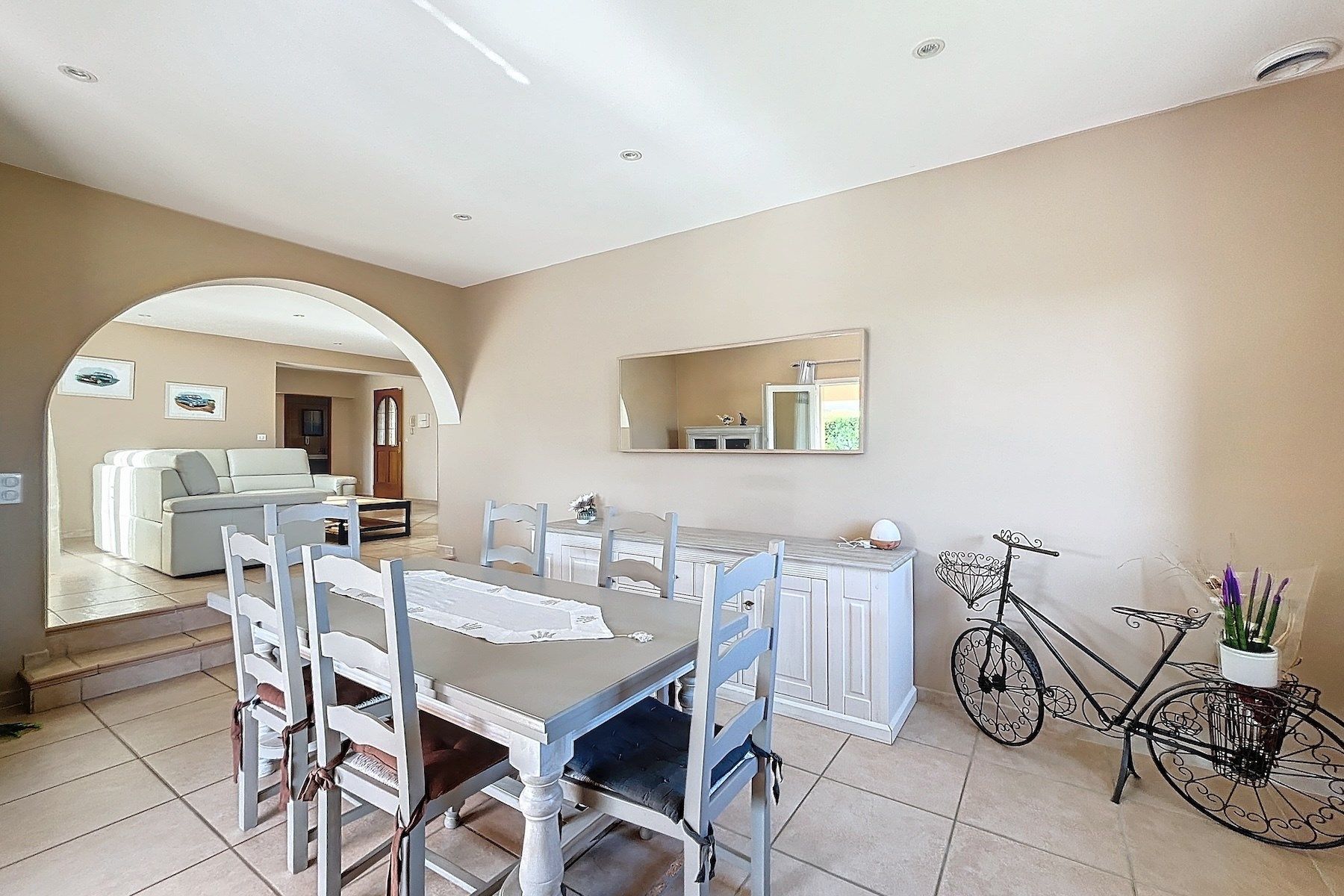 maison 6 Pièces en vente sur UZES (30700)