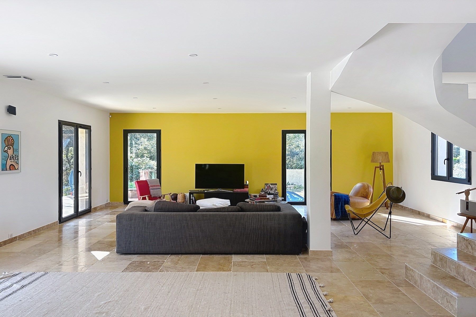 house 6 Rooms for sale on NIMES (30900)