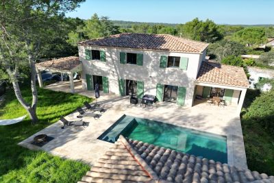 house 6 Rooms for sale on NIMES (30900) Sale House Nîmes 6 Rooms 210 m²