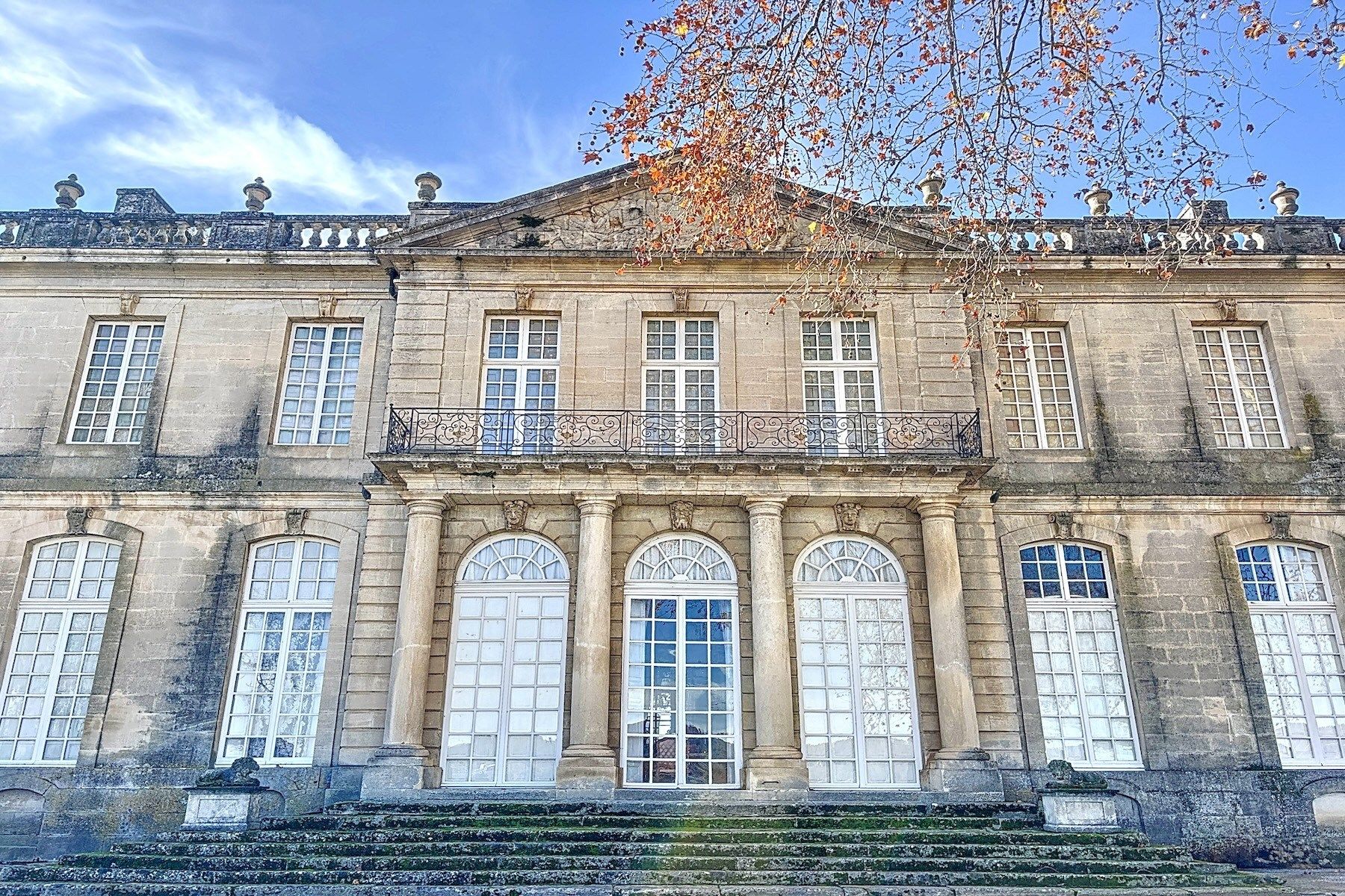 château 40 Pièces en vente sur FORCALQUIER (04300)