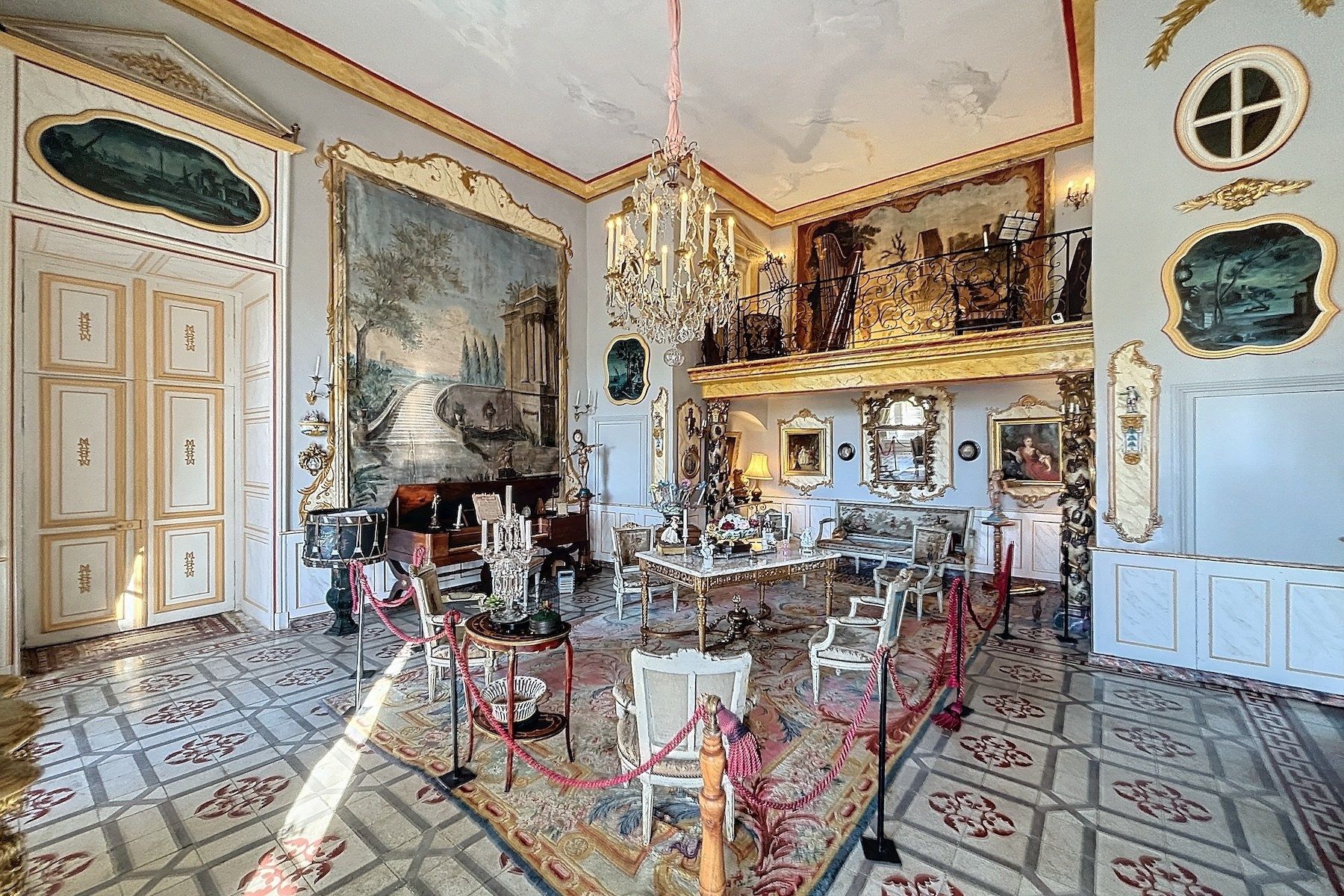 château 40 Pièces en vente sur FORCALQUIER (04300)