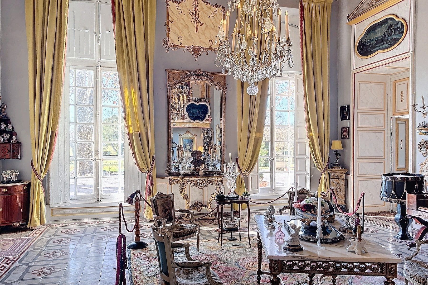 château 40 Pièces en vente sur FORCALQUIER (04300)
