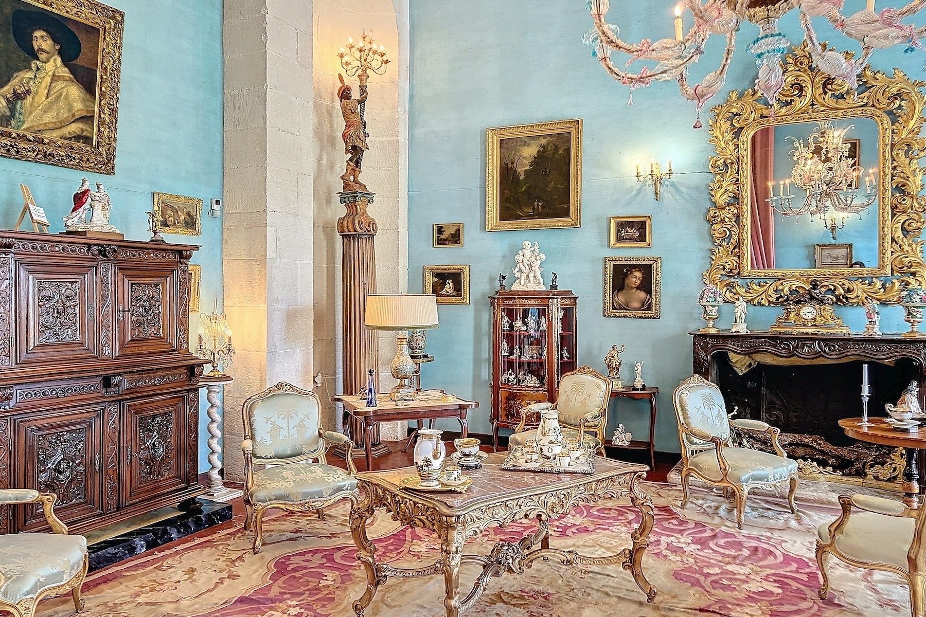 château 40 Pièces en vente sur FORCALQUIER (04300)