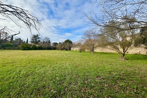 Sale Land Arpaillargues-et-Aureillac 3420 m²