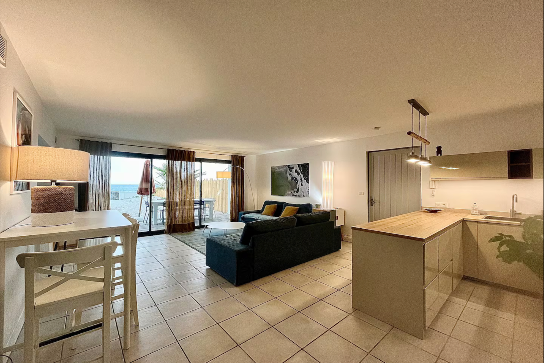 apartment 3 Rooms for sale on CARNON PLAGE (34280)