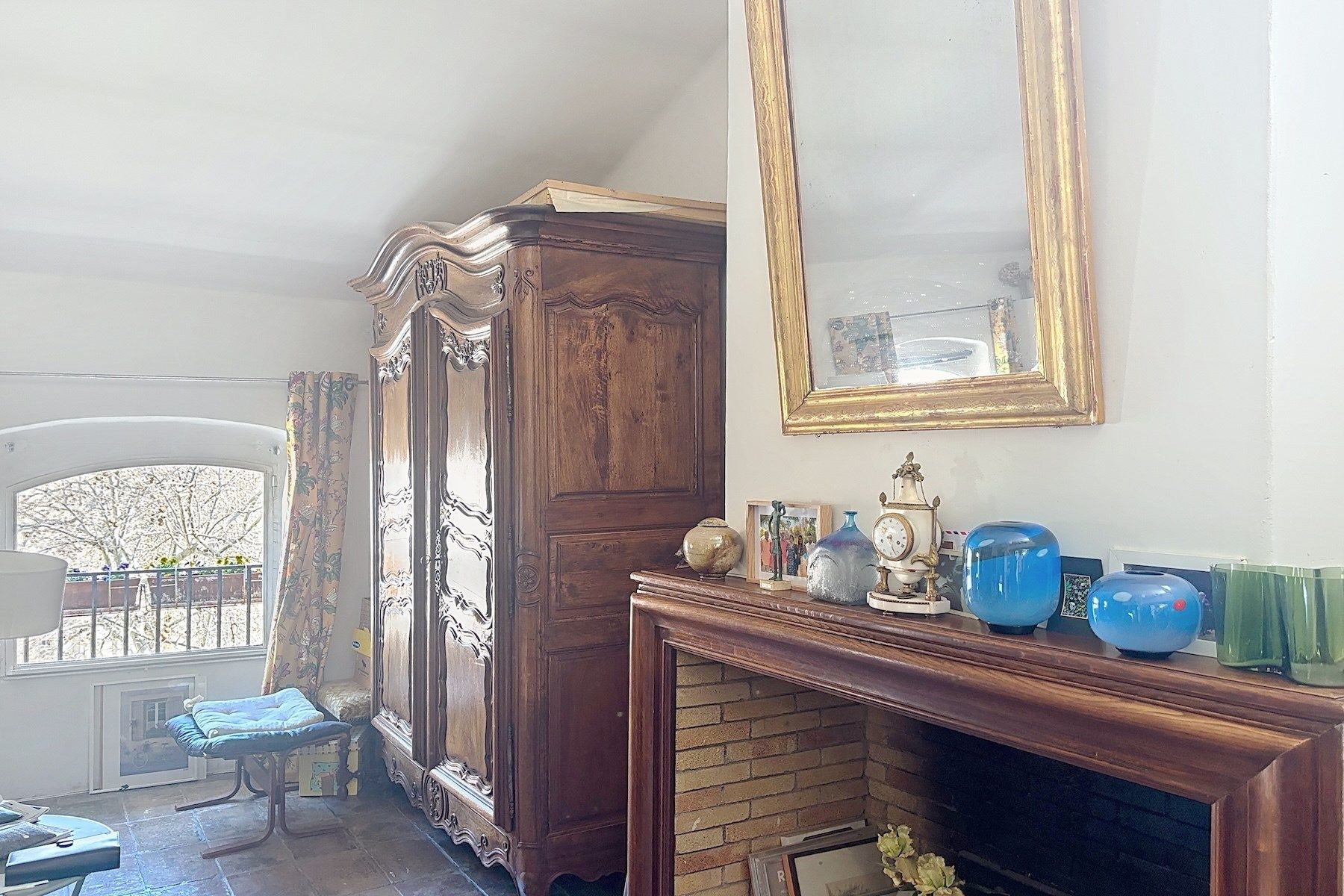 apartment 4 Rooms for sale on UZES (30700)