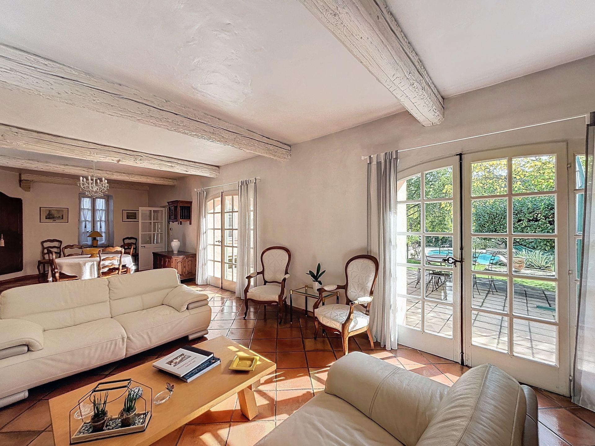 maison 7 Pièces en vente sur NIMES (30900)