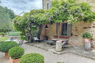 mas 10 Pièces en vente sur UZES (30700)