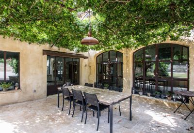 maison 10 Pièces en vente sur UZES (30700) Vente Maison Uzès 10 Pièces 350 m²