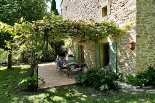 mas 10 Pièces en vente sur UZES (30700)