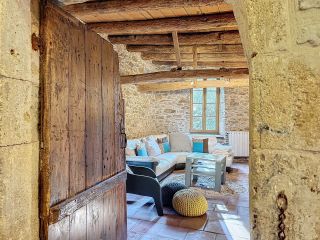 mas 10 Pièces en vente sur UZES (30700)
