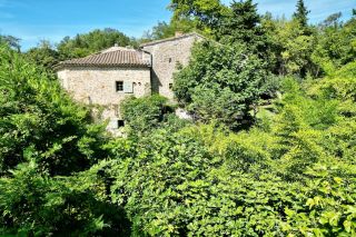 mas 10 Pièces en vente sur UZES (30700)