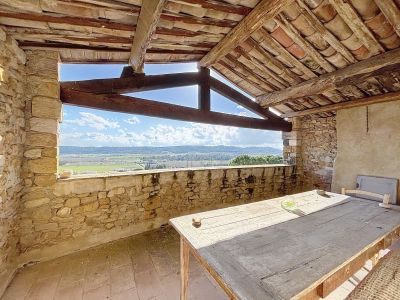 construction to be renovated 10 Rooms for sale on UZES (30700) Sale Construction to be renovated Uzès 10 Rooms 440 m²