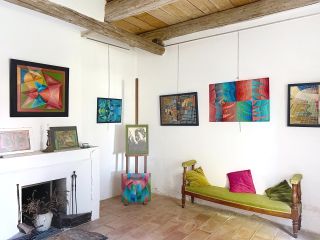 construction to be renovated 10 Rooms for sale on UZES (30700)
