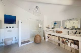 maison 7 Pièces en vente sur UZES (30700)