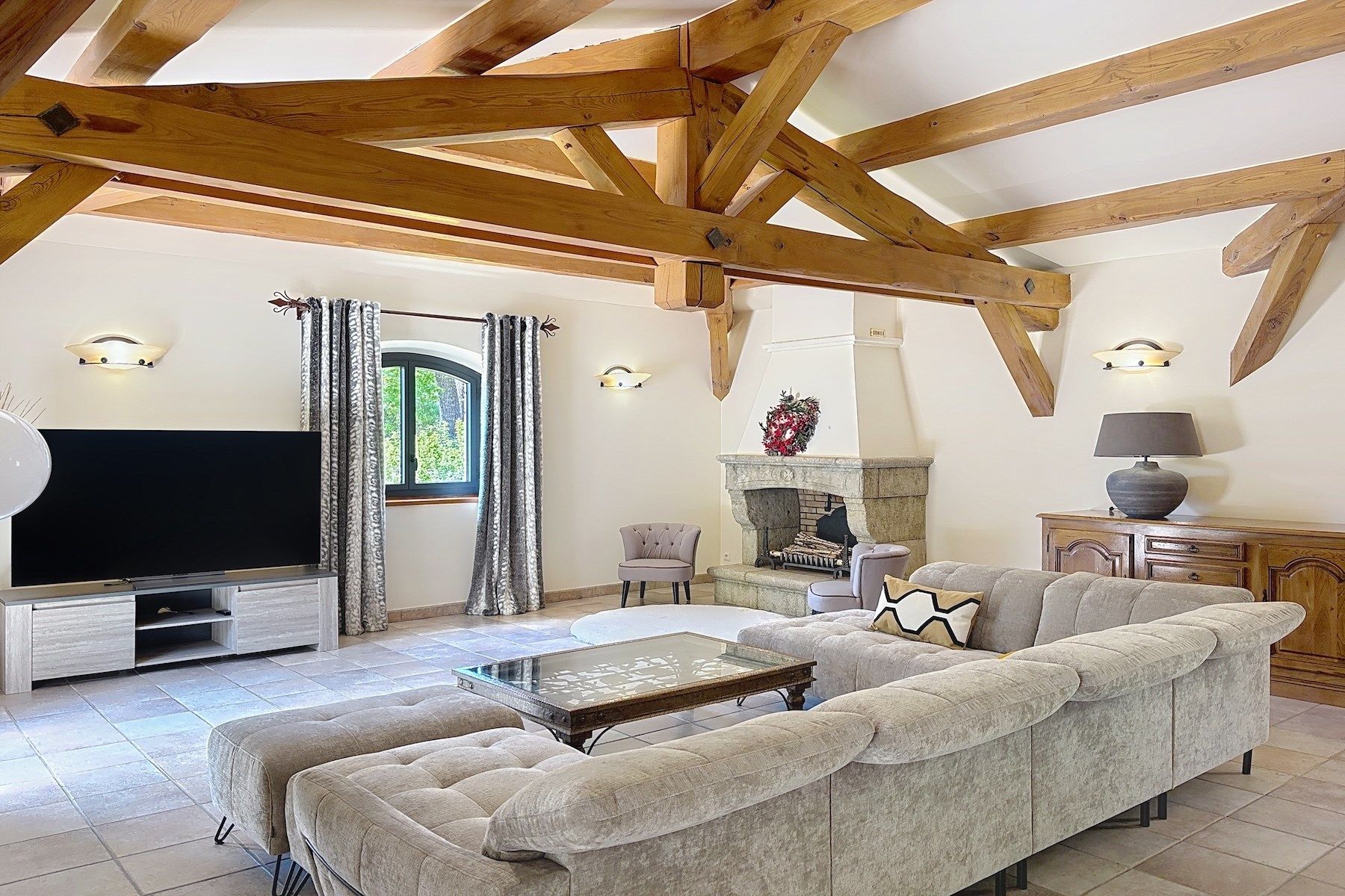 house 12 Rooms for sale on UZES (30700)