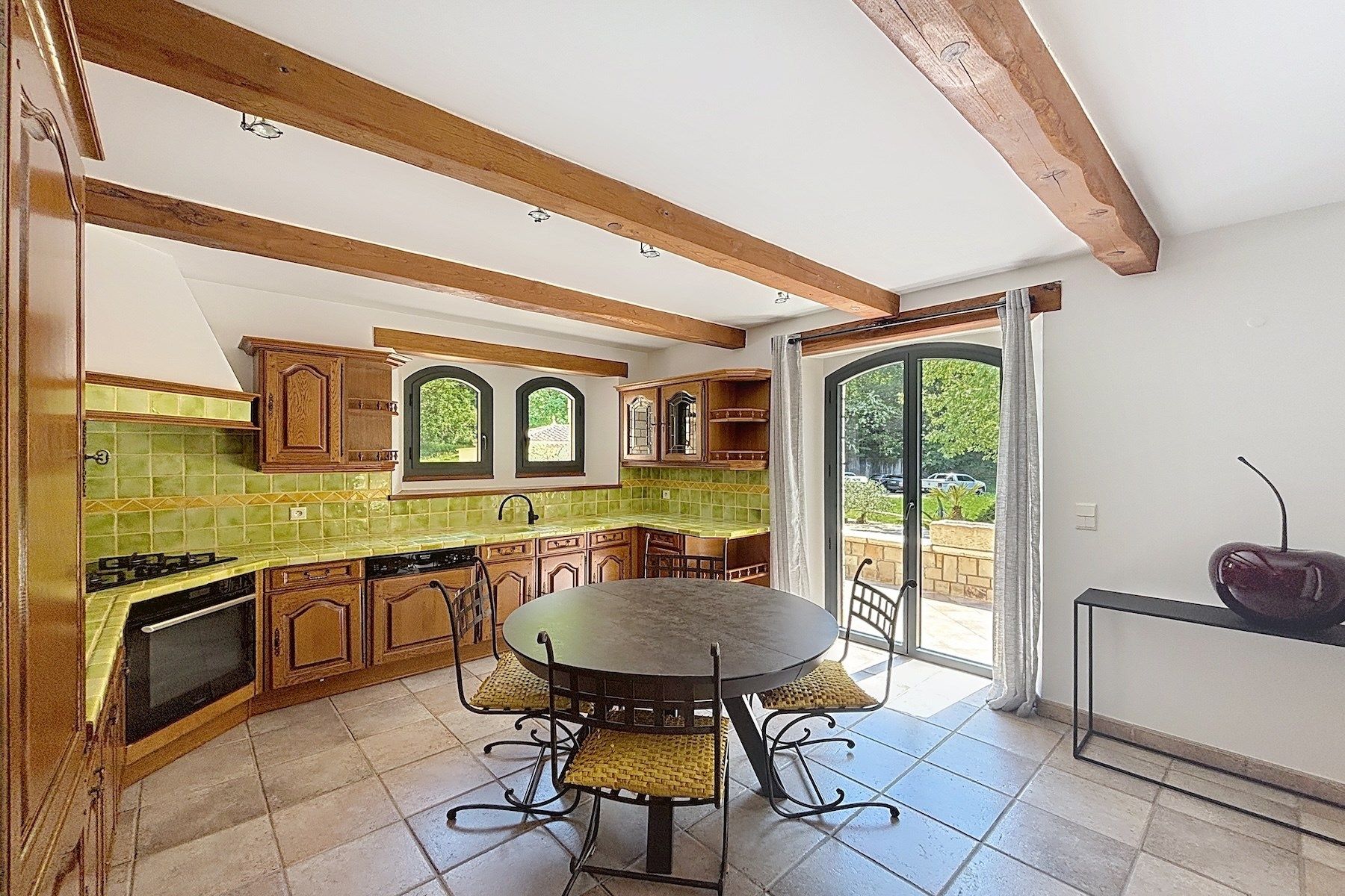 house 12 Rooms for sale on UZES (30700)