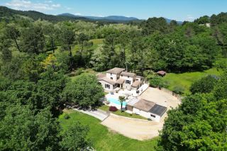 house 12 Rooms for sale on UZES (30700)