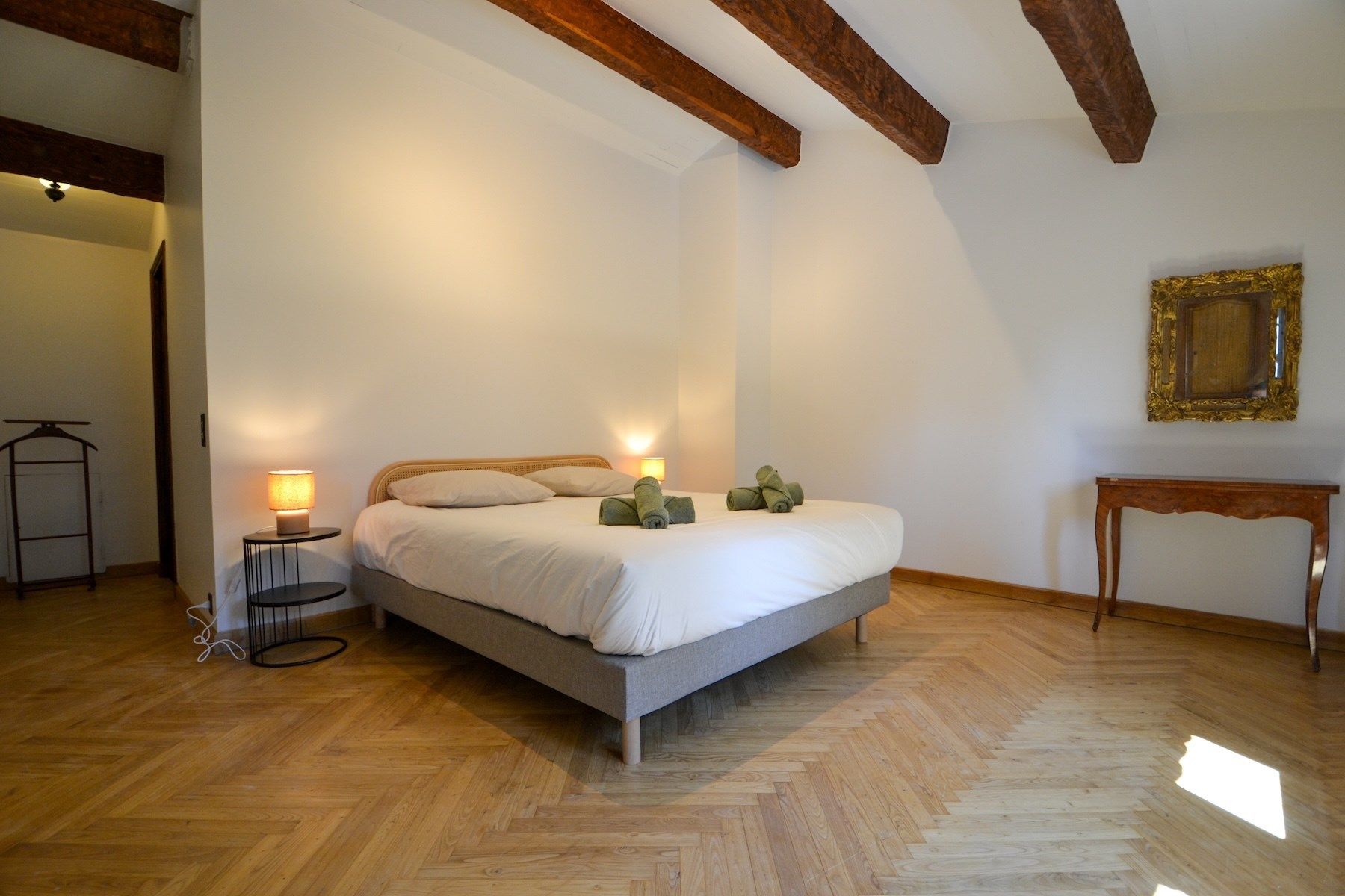 house 9 Rooms for sale on BEAUCAIRE (30300)